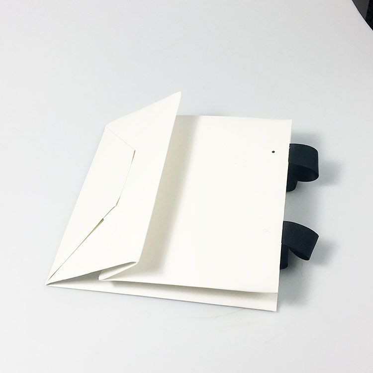 white paper shopping bag with Logo